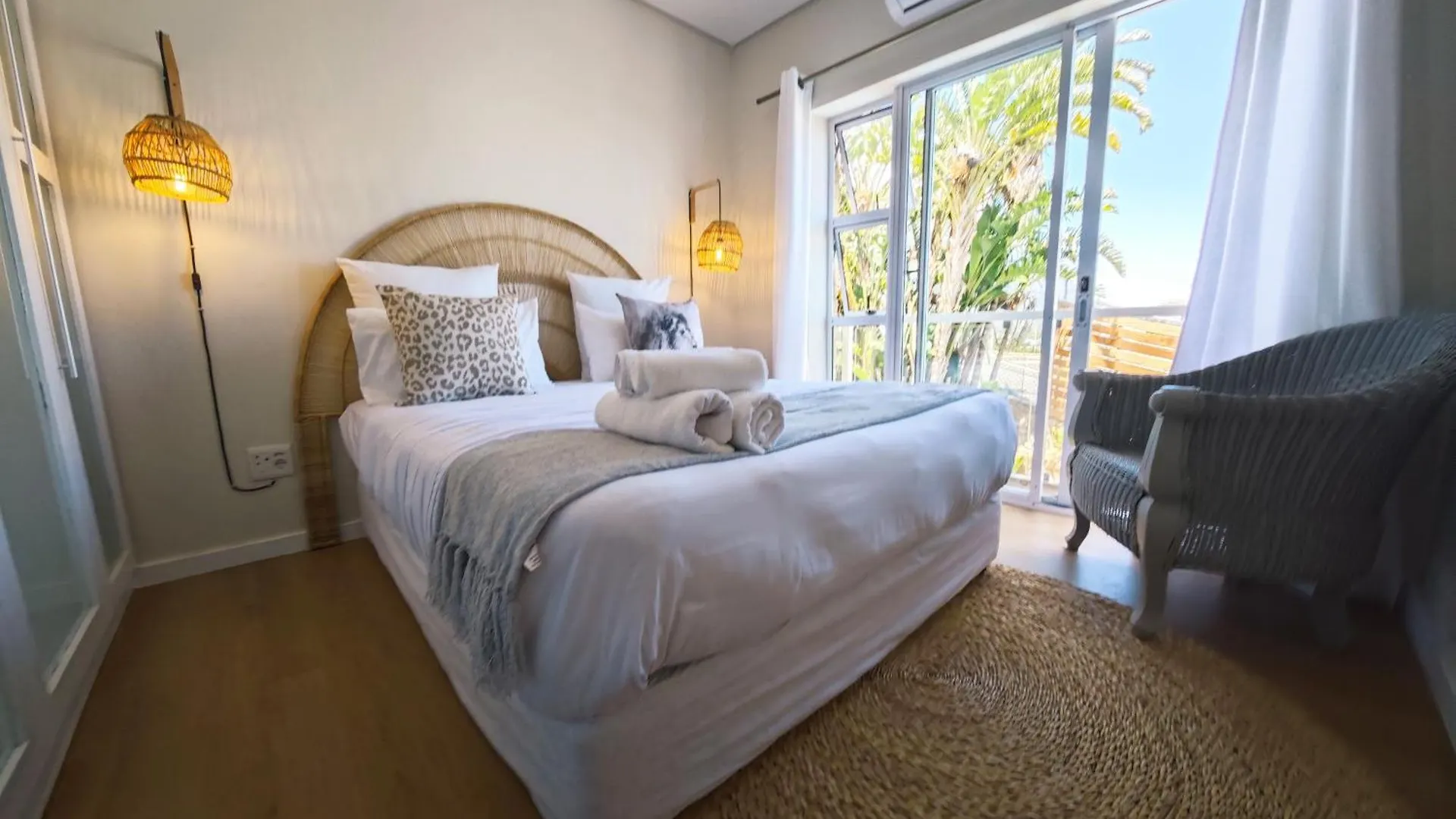 African Sunsets Camps Bay Cape Town Villa