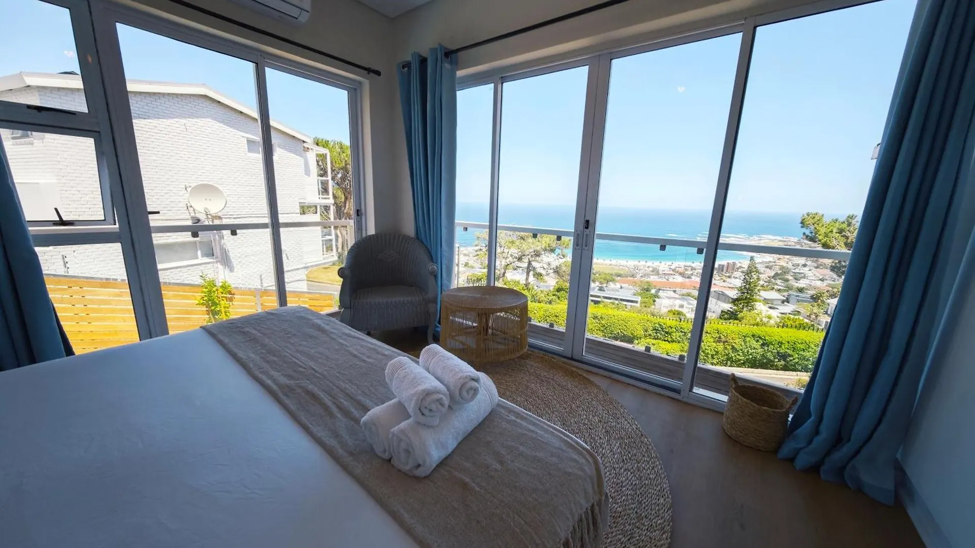 Villa African Sunsets Camps Bay Cape Town South Africa